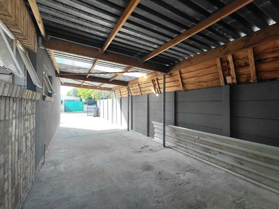 3 Bedroom Property for Sale in Van Der Stel Western Cape